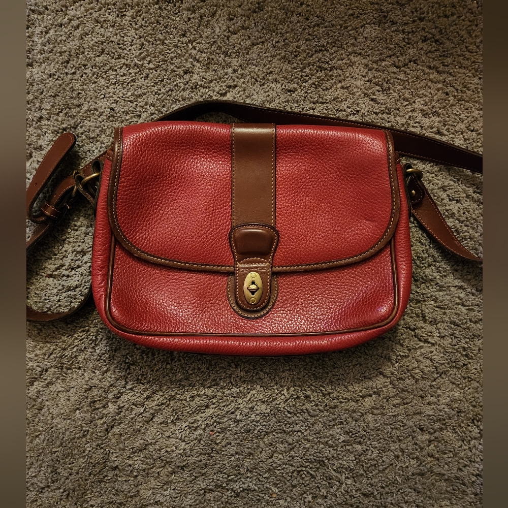 Vintage Coach Sheridan Glenwood crossbody bag in red pebbled leather with brown